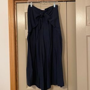 Milly navy gaucho, Capri, wide leg, silk pant.